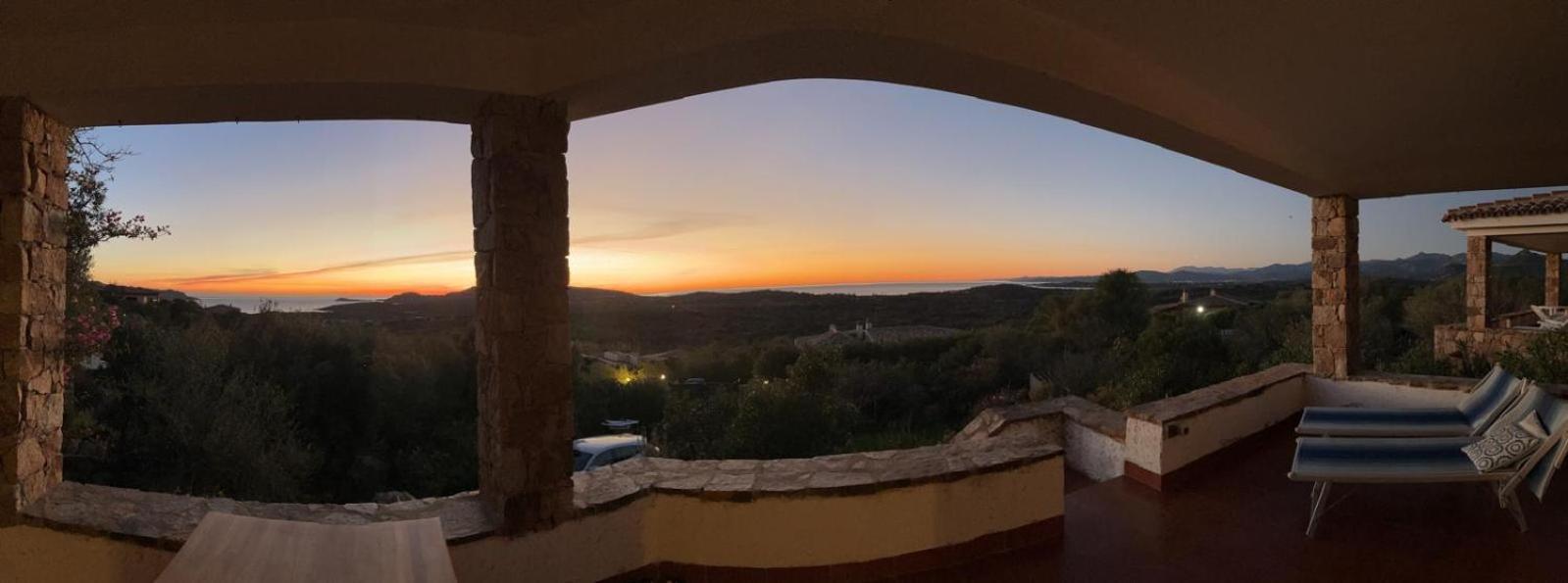 Villa Vista Mare Cala Ginepro Punta Molara ภายนอก รูปภาพ