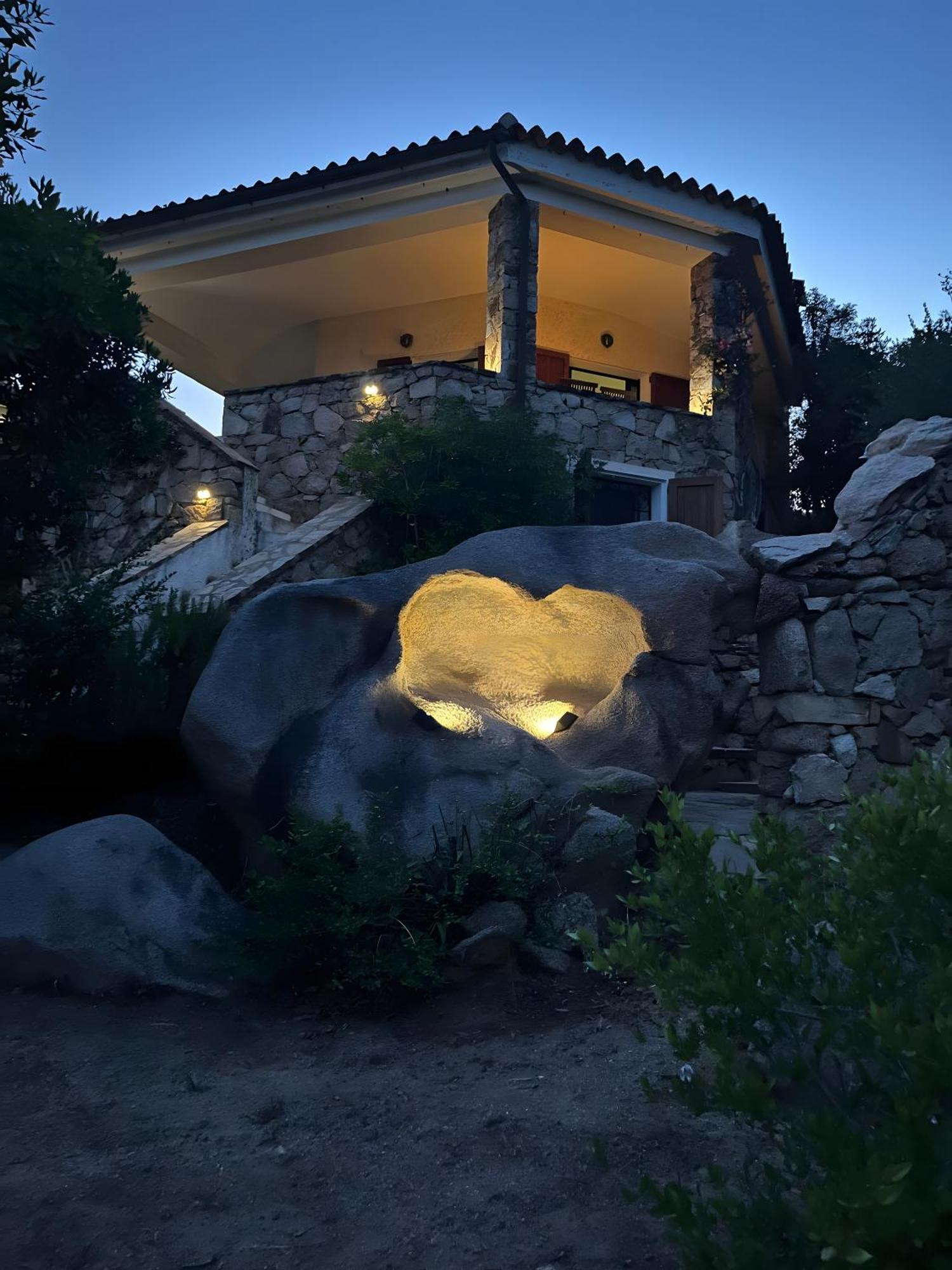 Villa Vista Mare Cala Ginepro Punta Molara ภายนอก รูปภาพ