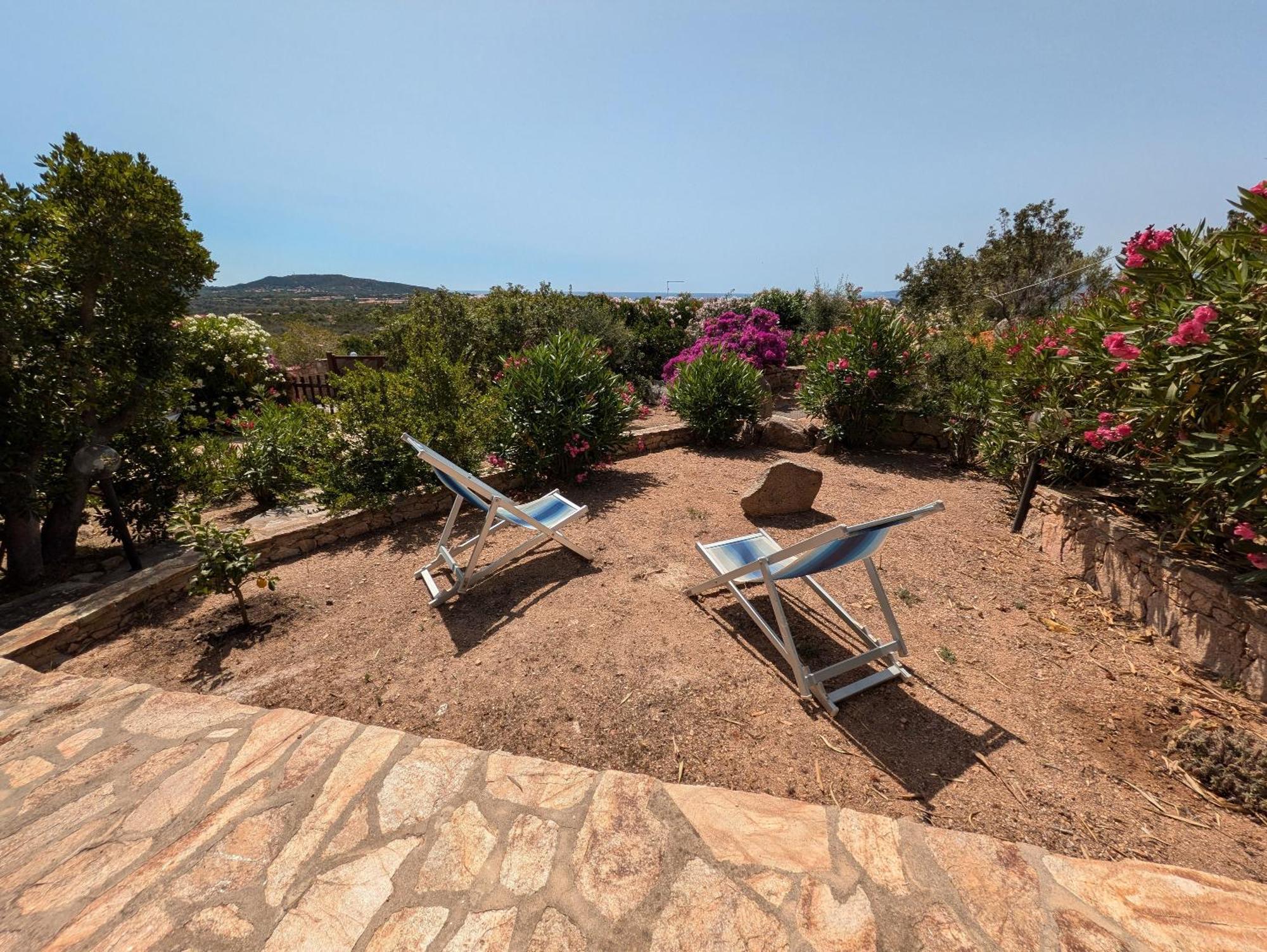 Villa Vista Mare Cala Ginepro Punta Molara ภายนอก รูปภาพ